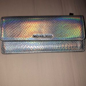 Micheal Kors wallet